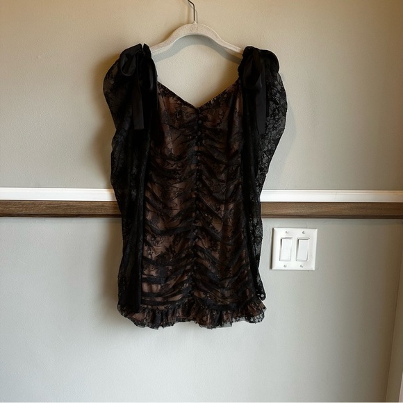 For love and lemons beverly coquette lace black mini dress​​ - Picture 3 of 8